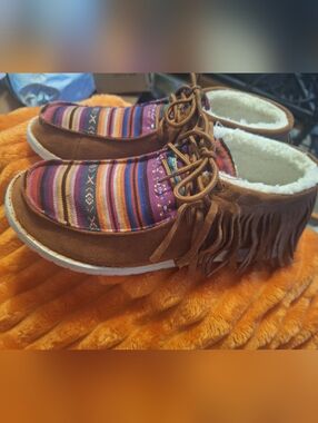 Faux Suede Serape Loafers With Fringe Women's Size 10